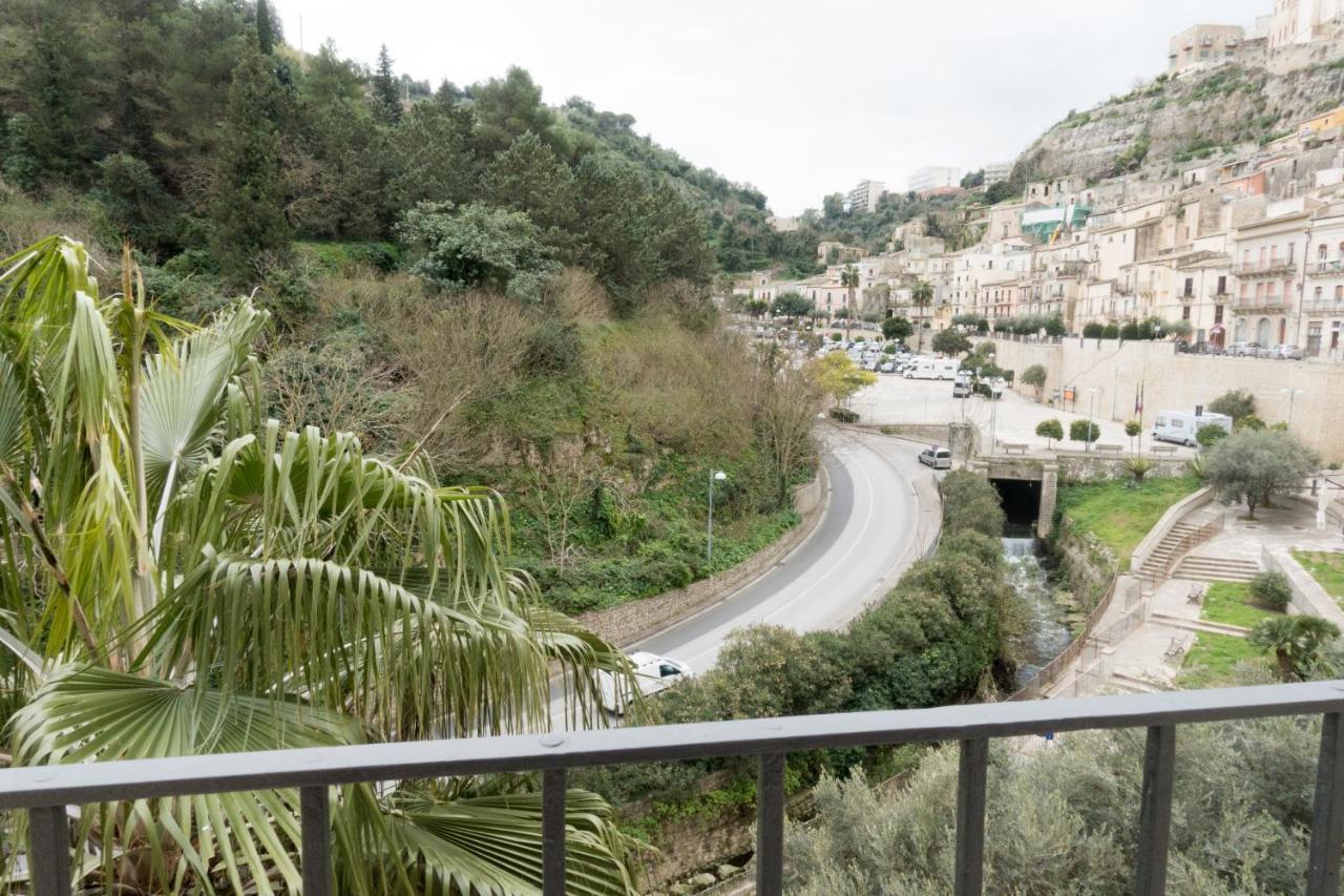 Vila Aquila Sveva Domus Ragusa Exteriér fotografie